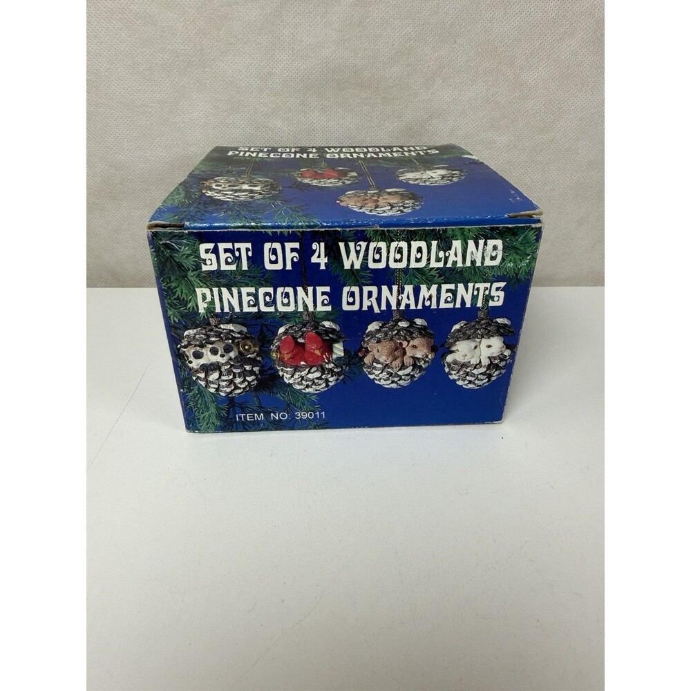Vintage Set of 4 Woodland Pinecone Resin Christmas Ornaments Animals Box 39011